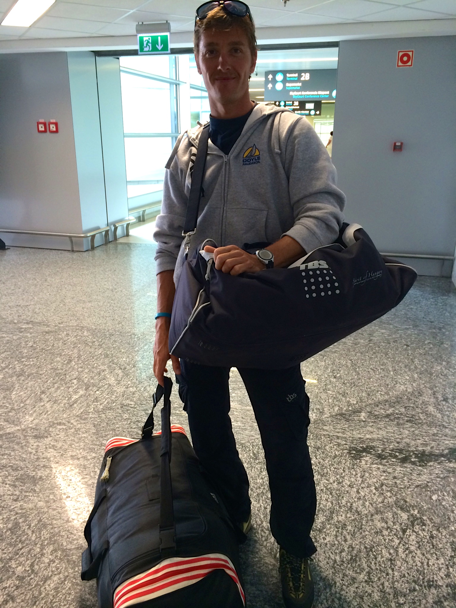 Spirit of Hungary 60' co-skipper Goszleth Marcell hazaérkezett -  arrival in  - Budapest 2014 jun 12